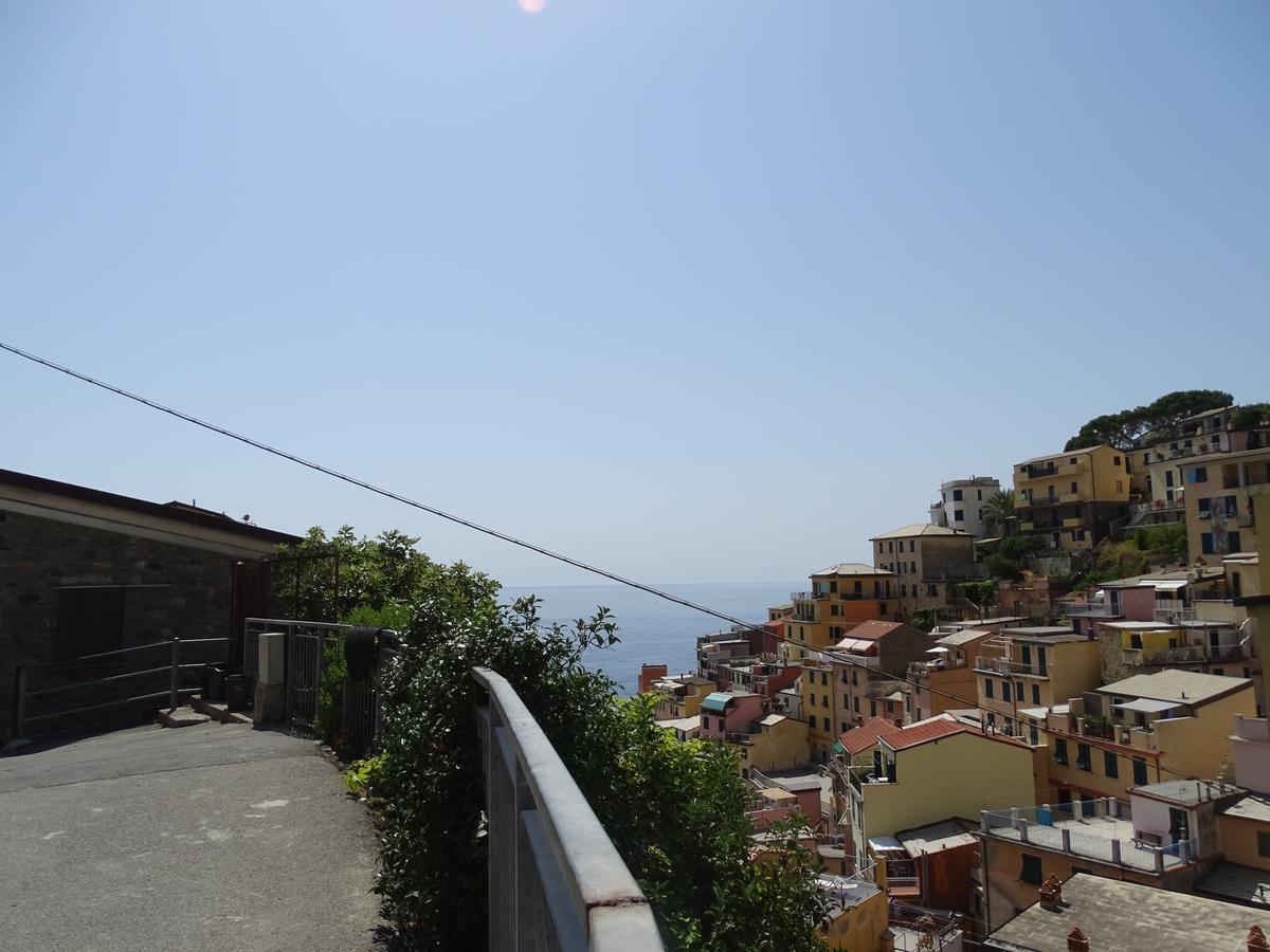 Casa Il Gabbiano Apartment Riomaggiore Bagian luar foto