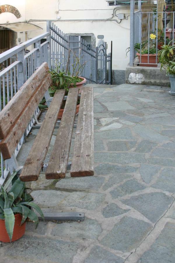 Casa Il Gabbiano Apartment Riomaggiore Bagian luar foto